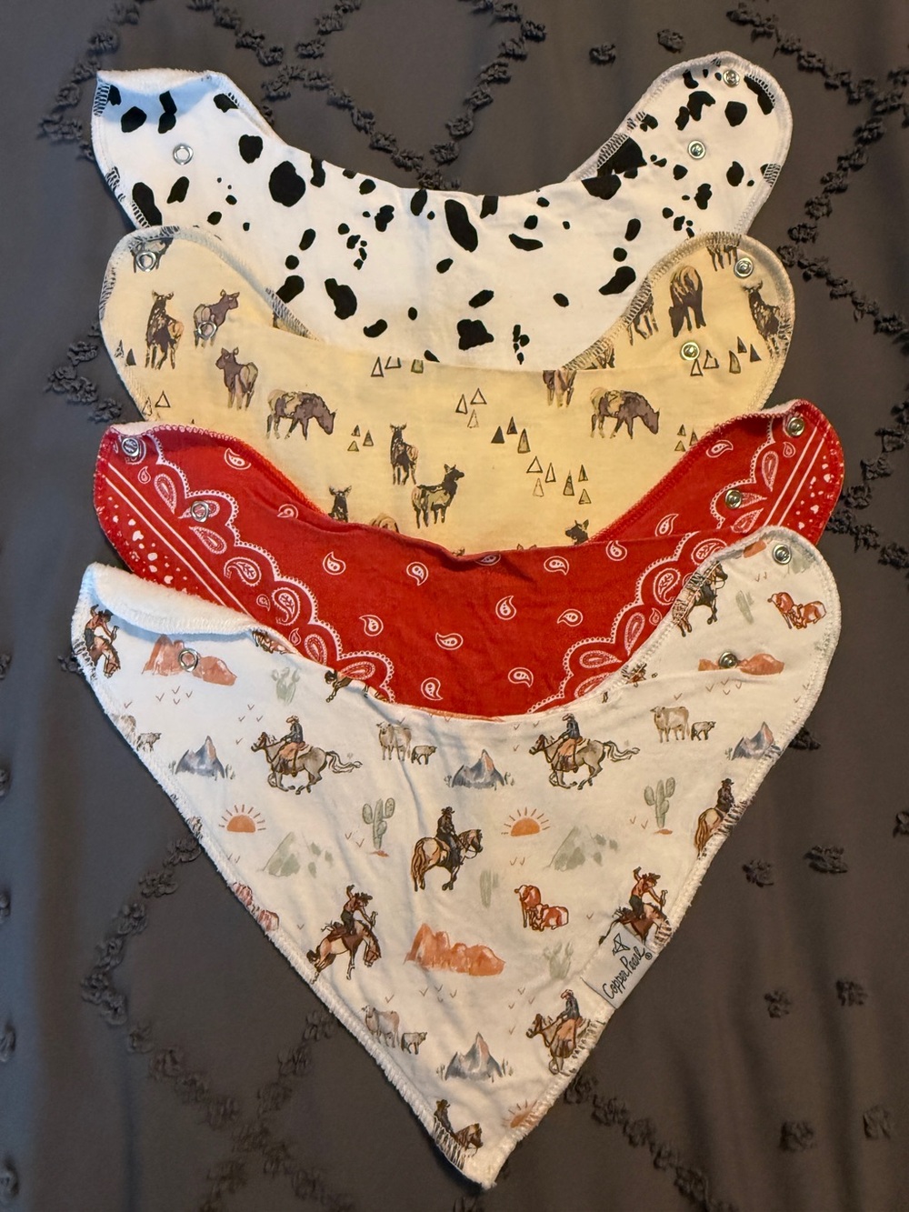 NWOT Copper Pearl Bandana Bibs Set of 4 Cowboy Theme